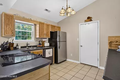 317 Cinnamon Drive, Hubert, NC 28539 - Photo 14