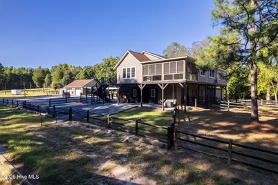 496 Yadkin Run Lane, Southern Pines, NC 28387 - Photo 4