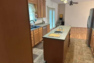 1200 Oakdale Ave, New Bern, NC 28562 - Photo 6