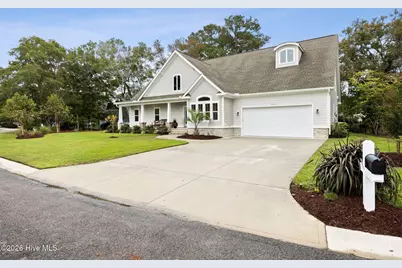 1748 Oakbrook Drive SW, Ocean Isle Beach, NC 28469 - Photo 4