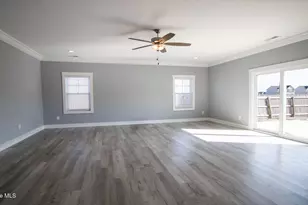 279 E Ivybridge Dr, Hubert, NC 28539 - Photo 8