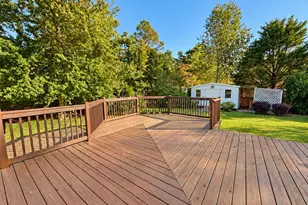 306 Pecan Ln, Laurinburg, NC 28352 - Photo 8