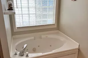 194 Bridlewood Dr, Jacksonville, NC 28540 - Photo 30