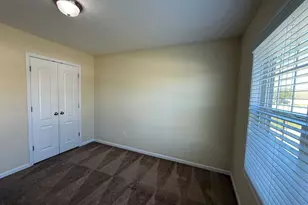 319 Hughes Ln, Jacksonville, NC 28546 - Photo 10