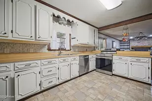 108 Hunters Trail E, Elizabeth City, NC 27909 - Photo 4