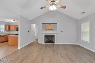 104 Elbert Way, Jacksonville, NC 28540 - Photo 4