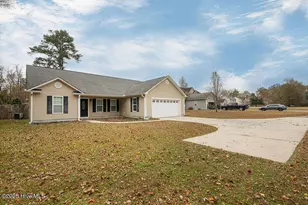 104 Elbert Way, Jacksonville, NC 28540 - Photo 2