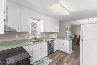 1123 S Topsail Drive, Surf City, NC 28445 - Photo 10
