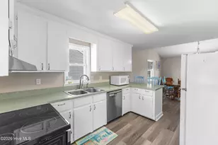 1123 S Topsail Dr, Surf City, NC 28445 - Photo 10