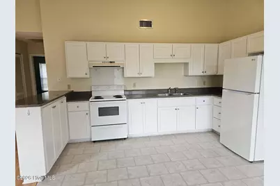 3701 Dovefield Court, New Bern, NC 28560 - Photo 6