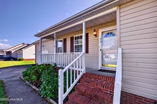 214 Melonie Dr, Elizabeth City, NC 27909 - Photo 2