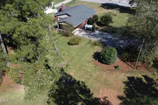 403 N Goldsboro St, Pikeville, NC 27863 - Photo 42