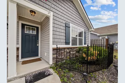 420 Salvo Court, Surf City, NC 28445 - Photo 2
