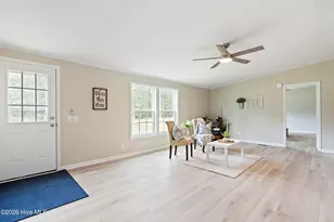 350 Hinson Ln, Richlands, NC 28574 - Photo 4