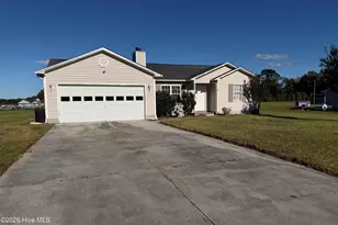 105 Starkys Creek Ct, Maysville, NC 28555 - Photo 2
