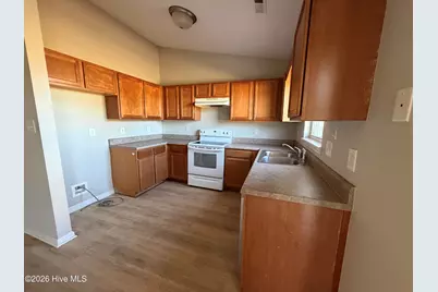 105 Starkys Creek Court, Maysville, NC 28555 - Photo 8