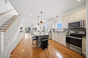 313 Birmingham Ave, Carolina Beach, NC 28428 - Photo 14