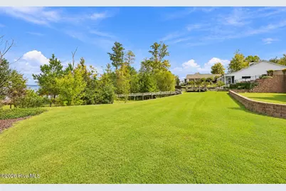 609 Neuse Harbour Boulevard, New Bern, NC 28560 - Photo 56