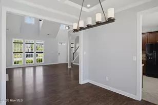 300 Walkens Woods Ln, Jacksonville, NC 28546 - Photo 8