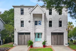104 SW Yacht Dr, Oak Island, NC 28465 - Photo 2