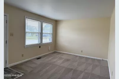 335 Starling Street, Jacksonville, NC 28540 - Photo 2