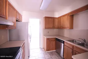 2007 Quail Ridge Rd, Greenville, NC 27858 - Photo 8