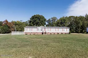 11 Old Barn Ct, Rocky Mount, NC 27801 - Photo 2