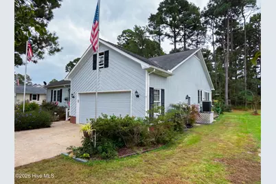 1811 Caracara Drive, New Bern, NC 28560 - Photo 2