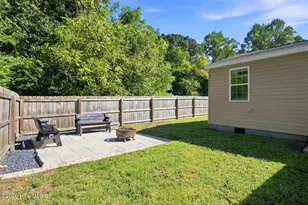 128 Lamotts Creek Rd, Piney Green, NC 28544 - Photo 6