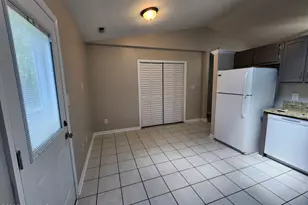 103 Hampton Ct, Jacksonville, NC 28546 - Photo 6