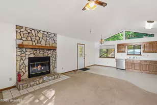 895 Lake Apalachia Acres Dr, Murphy, NC 28906 - Photo 4