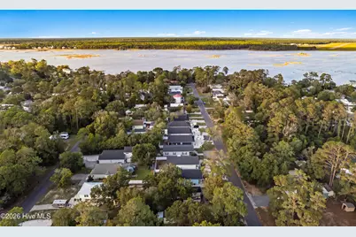 219 NE 75th Street, Oak Island, NC 28465 - Photo 10
