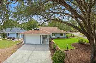 690 Fairway Dr E, Sunset Beach, NC 28468 - Photo 6