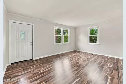 519 New River Drive, Jacksonville, NC 28540 - Photo 2