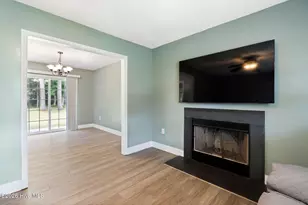 145 Lawndale Ln, Sneads Ferry, NC 28460 - Photo 10