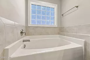 704 Drew Ct, Jacksonville, NC 28546 - Photo 22