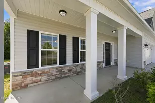 704 Drew Ct, Jacksonville, NC 28546 - Photo 4