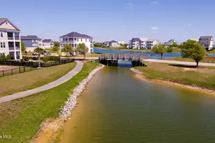 305 Kensington Pl, Newport, NC 28570 - Photo 20