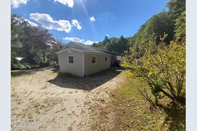 131 Patterson Lane, Andrews, NC 28901 - Photo 30