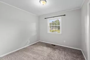 113 Cardinal Rd, Jacksonville, NC 28546 - Photo 12