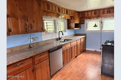307 Dobbs Street, Hertford, NC 27944 - Photo 10