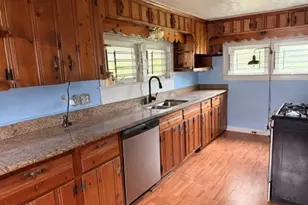 307 Dobbs St, Hertford, NC 27944 - Photo 10