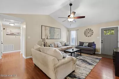 110 Hilltop Drive, Four Oaks, NC 27524 - Photo 6