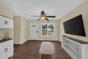 172 Ashbury Park Ln, Richlands, NC 28574 - Photo 4