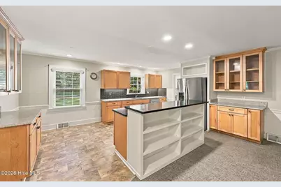 221 York Road, Greenville, NC 27858 - Photo 14