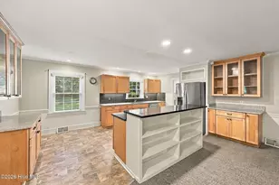 221 York Rd, Greenville, NC 27858 - Photo 14
