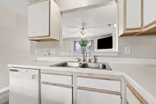 404 Timberlake Trail, Jacksonville, NC 28546 - Photo 28