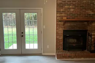 2113 Rolling Ridge Dr, Piney Green, NC 28544 - Photo 8
