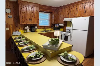 1402 Canal Drive, Carolina Beach, NC 28428 - Photo 6