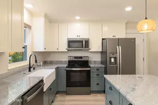 124 W Albemarle St, Edenton, NC 27932 - Photo 8